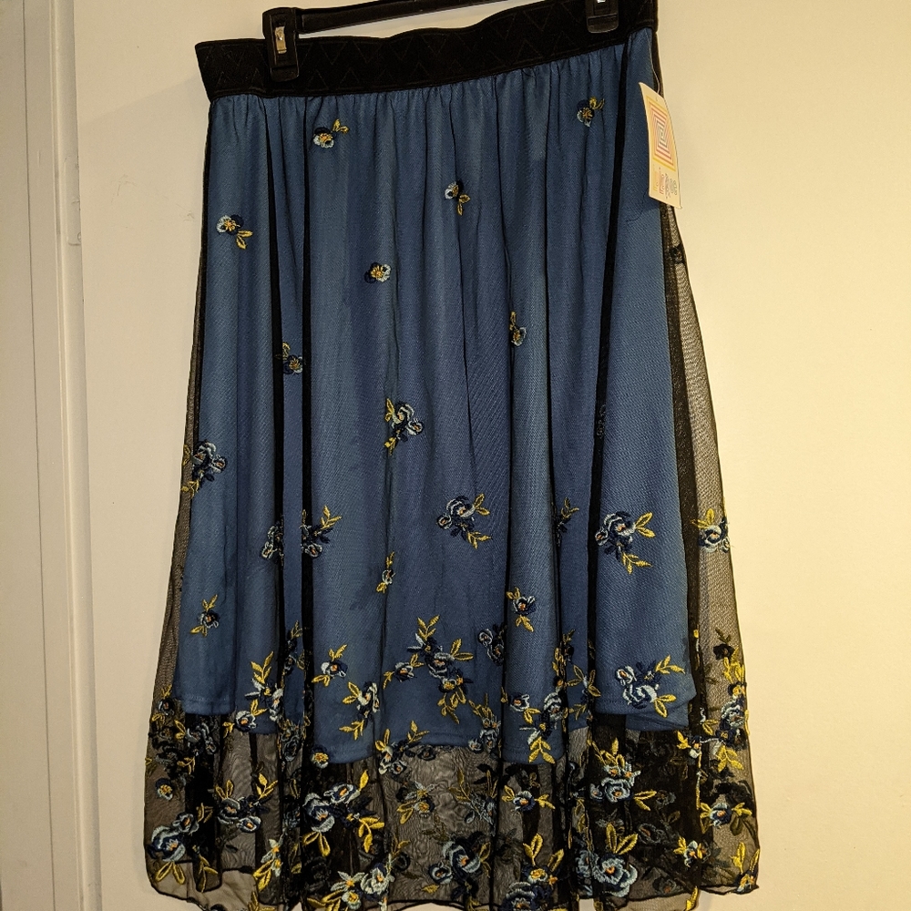 LuLaRoe Embroidered mesh skirt -Lola XL